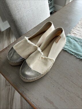 Mint & Rose Espadrilles with Silver Toe Cap — Natural/Silver